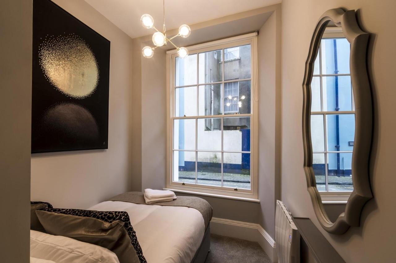 Pieces Of Eight - 2 Bedroom Apartment - Tenby - 외부 사진